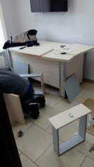 Офисный стол для кабинета